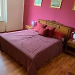 Casa Modero 3*