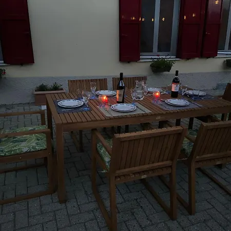 Casa Modero