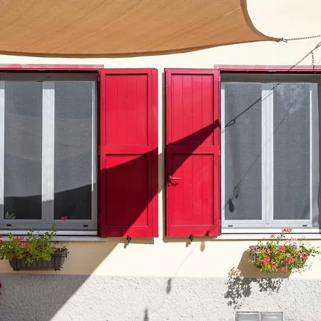 Casa Modero 3* Malvicino