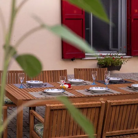 Casa Modero Oda ve Kahvaltı Malvicino