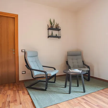 Casa Modero 3* Malvicino